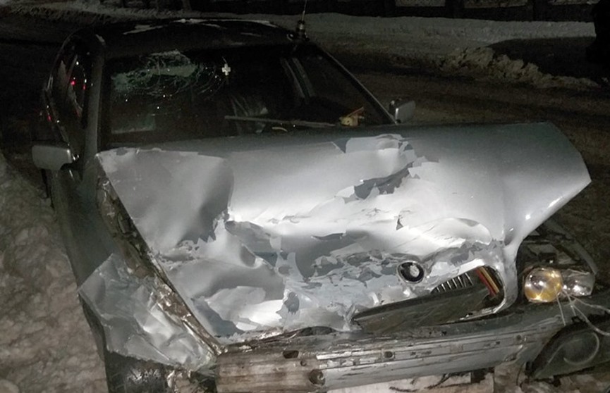 В Горках столкнулись Volkswagen и BMW, пассажир первого авто погиб