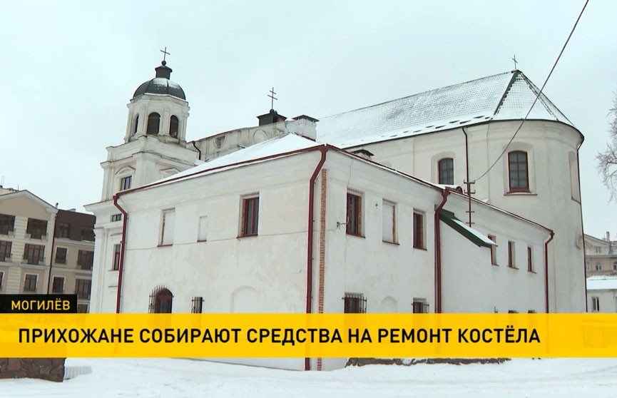 Старинный собор Святого Станислава в Могилеве лишился кровли из-за ураганного ветра