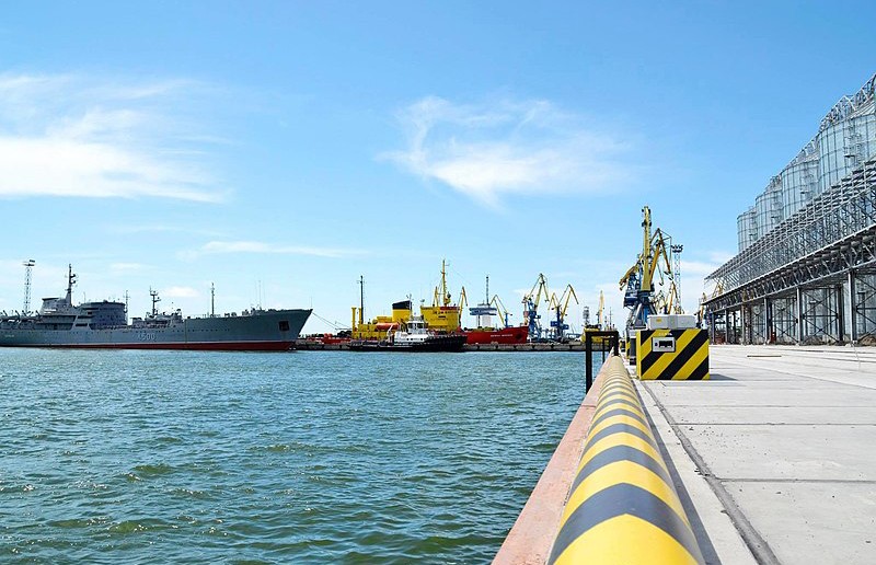 Саперы России полностью разминировали порт Мариуполя