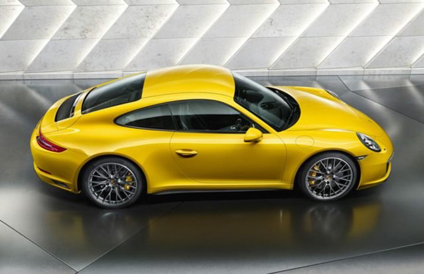 Компания Porsche рассекретила снимки нового автомобиля