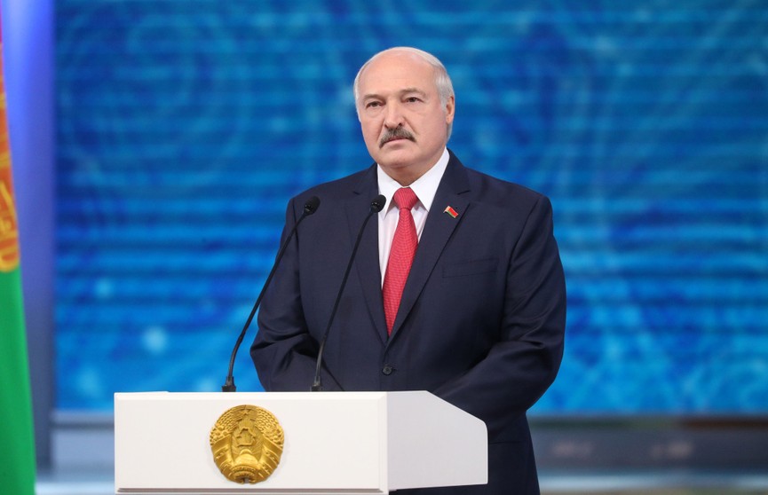 Лукашенко: государство будет проводить перемены спокойно и целенаправленно, а не революционными методами
