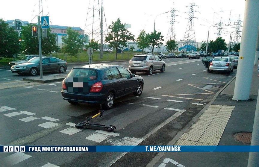 В Минске автомобиль сбил на велодорожке 10-летнюю девочку на самокате