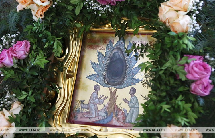 Праздник явления Жировичской иконы Божией Матери отмечают православные верующие