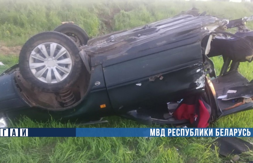 Машину разорвало на две части: ДТП произошло в Мстиславском районе