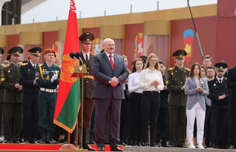 Лукашенко рассказал о значении герба «Погоня»