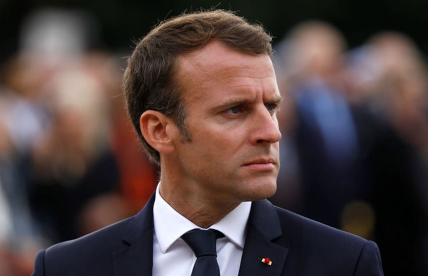 Президент Франции ввёл в стране чрезвычайное положение