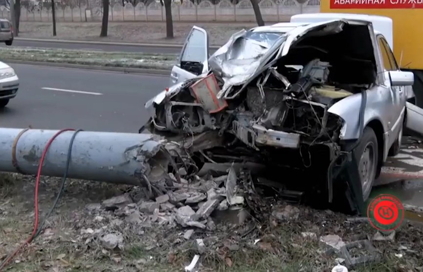 Подборка ДТП, аварий и происшествий на дорогах Беларуси за неделю (ВИДЕО)