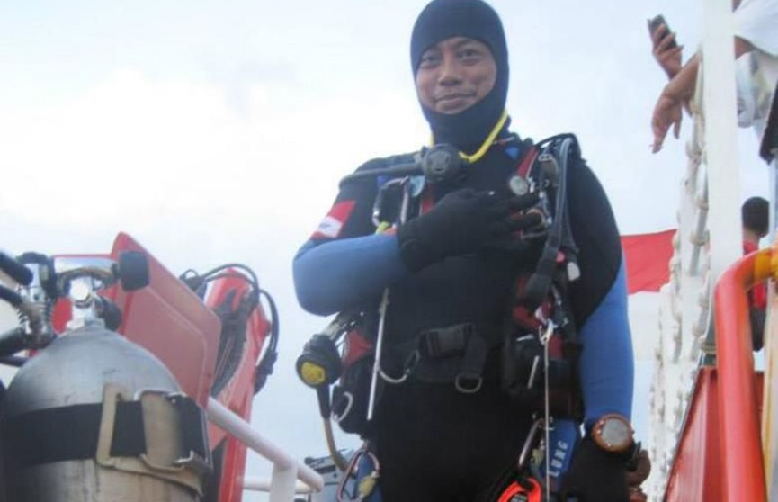 Крушение самолёта в Индонезии: в ходе поисковой операции в Яванском море погиб водолаз