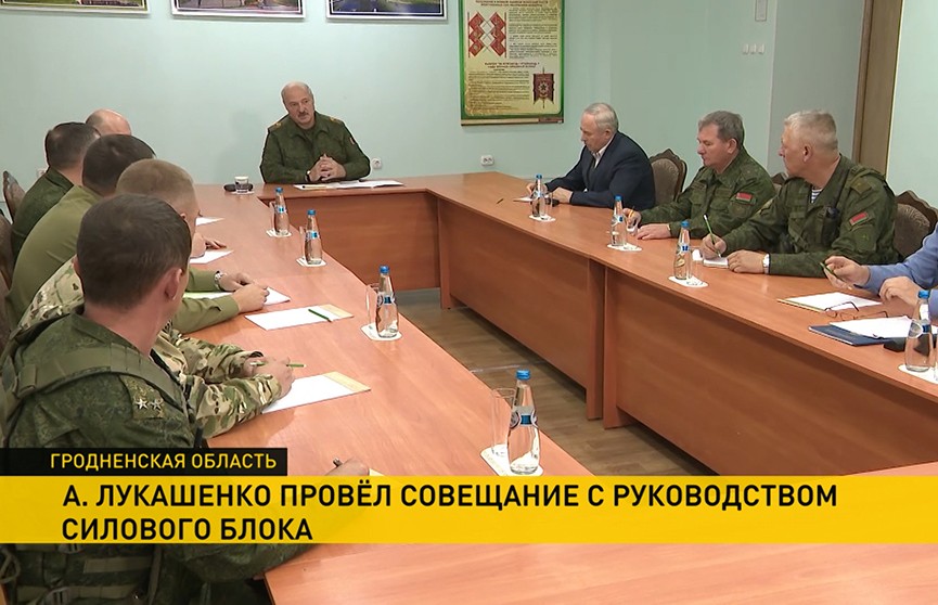 Александр Лукашенко посетил военный полигон под Гродно. Главное