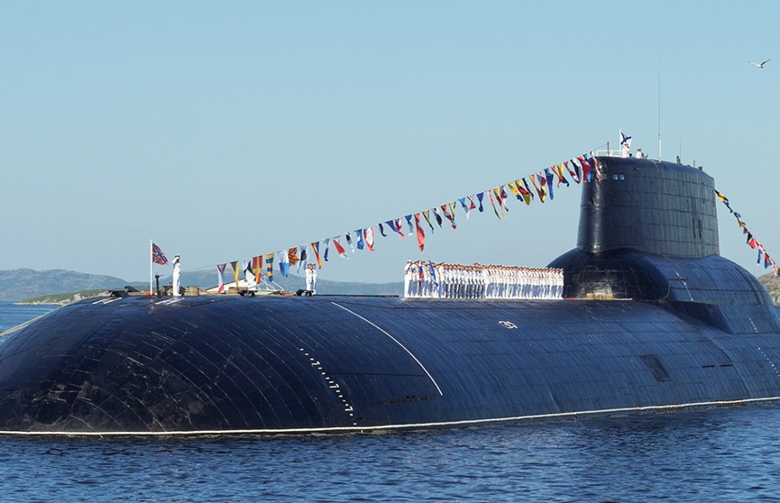 Крупнейшая в мире атомная подводная лодка «Дмитрий Донской» выведена из состава ВМФ России