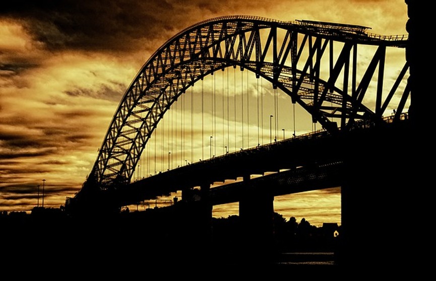 Официальные лица США сделали заявление о будущем разрушенного в Балтиморе моста