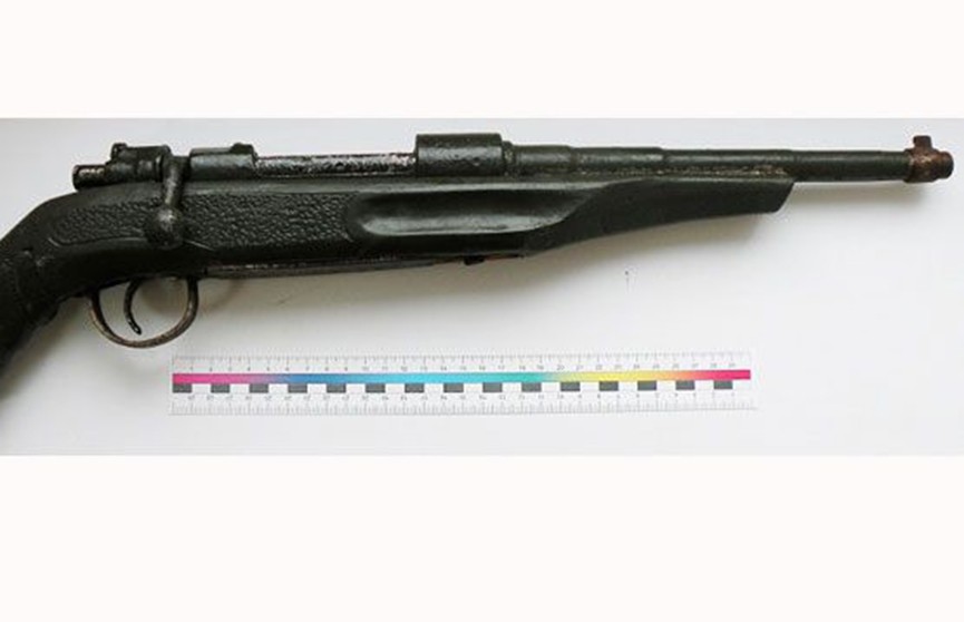 Обрез винтовки 1898 года и пистолет ТТ нашли у пенсионера в Могилёвском районе