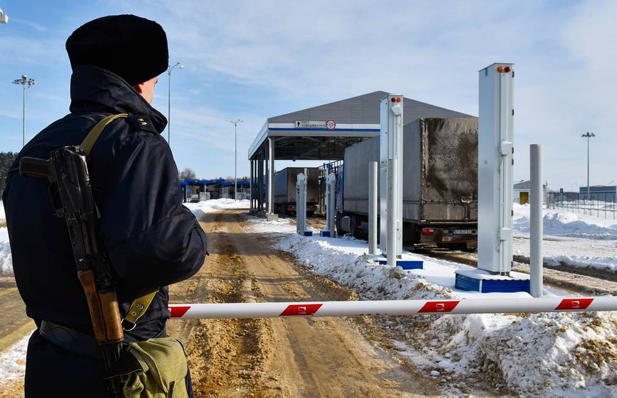 Россия временно закрывает границу с 30 марта