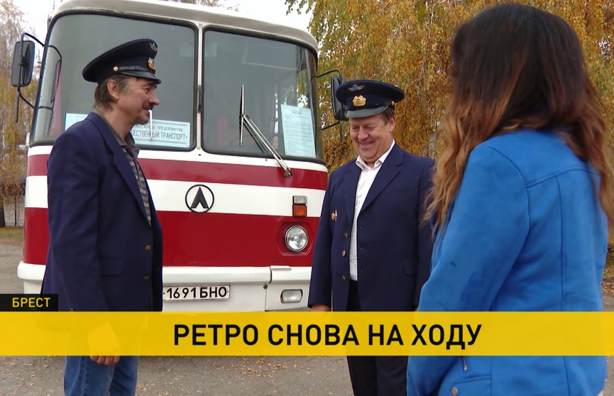 Брестчанин восстанавливает пассажирский автобус времен СССР