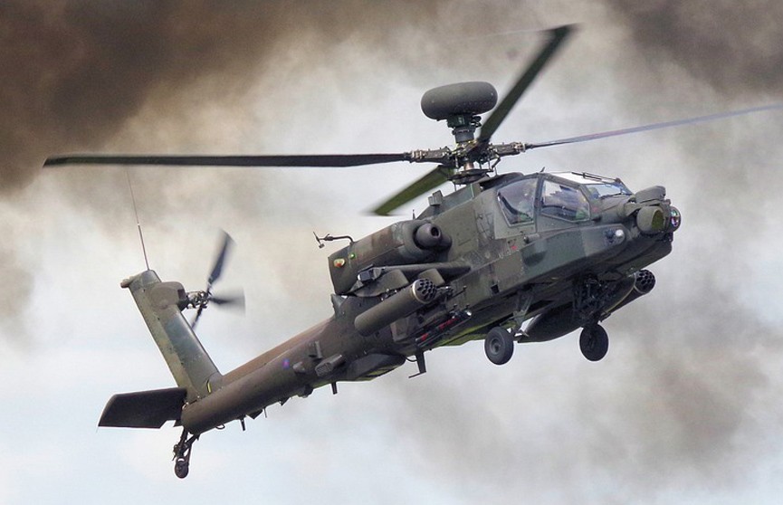 Британия поставит Украине военные вертолеты Apache