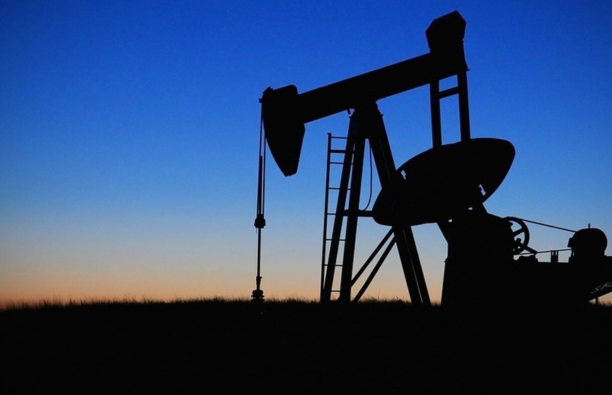 Саудовская Аравия не будет продавать нефть странам, установившим потолок цен на саудовские поставки