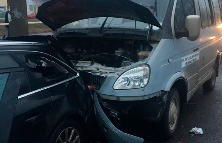 Водитель «Газели» умер за рулём и врезался в Audi в Минске