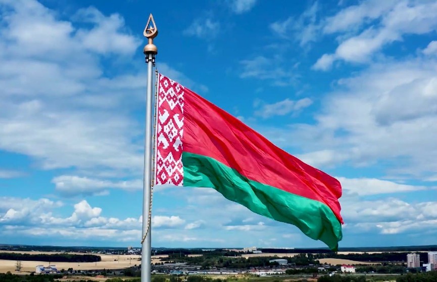 Александр Лукашенко поздравил белорусских ученых с  профессиональным праздником