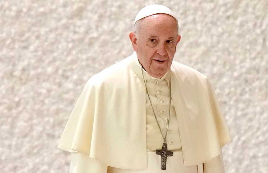 Папа Римский Франциск обратился с призывом прекратить насилие в Мьянме и Эквадоре