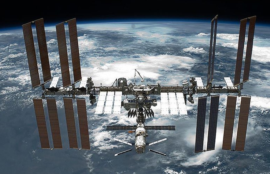 Эксперт заявил об угрозе космическому туризму после утечки воздуха на МКС