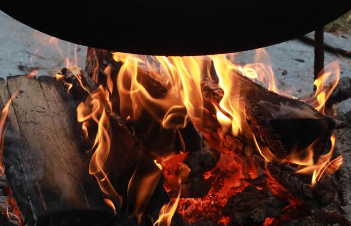 Одежда от костра загорелась на школьнике в Пружанском районе: он получил ожоги