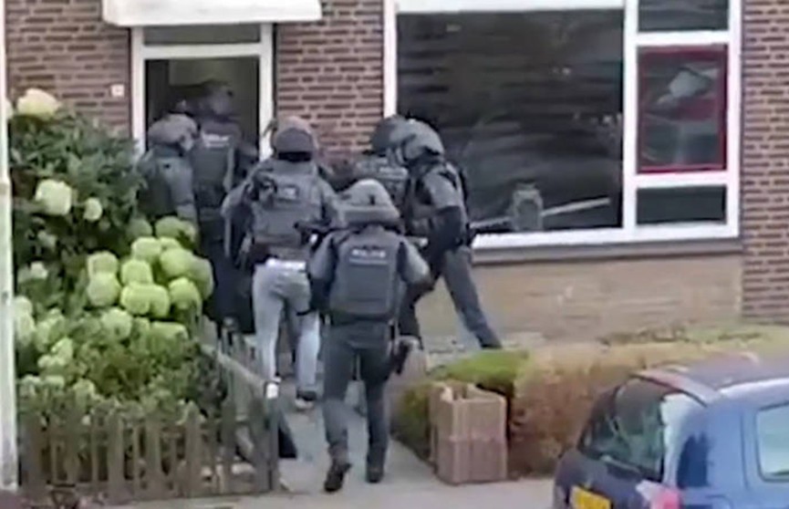 Крупный теракт предотвратила полиция в Нидерландах