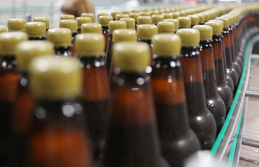 В Беларуси запретят продажу пива в пластике объемом свыше 1,5 л