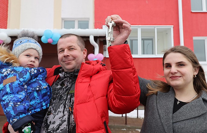 В январе в двух районах Витебской области 80 семей получили ключи от новых квартир