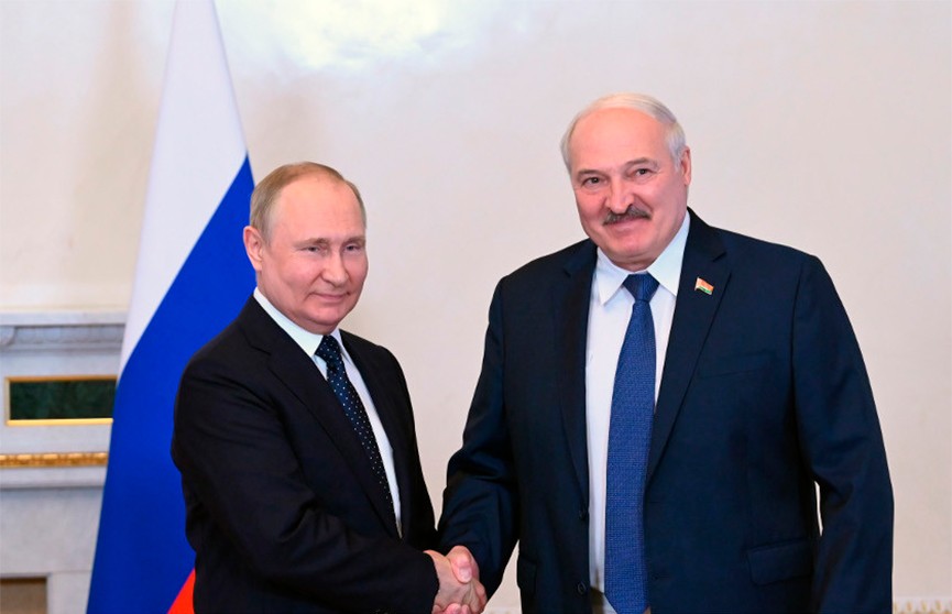 Импортозамещение, экспорт удобрений и оборона Союзного государства: какие темы обсудили Лукашенко и Путин в Санкт-Петербурге
