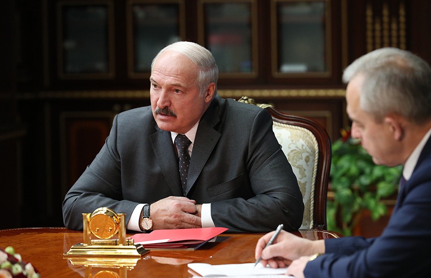 Лукашенко рассмотрел кадровые вопросы: назначенцы в государственной вертикали, промышленности, образовании и в международных отношениях