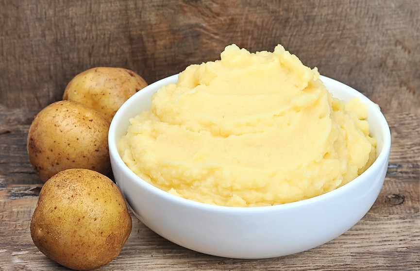Те, кто попробовал эту методику, никогда от нее не откажутся! Британка поделилась секретами идеального картофельного пюре – их всего 2!