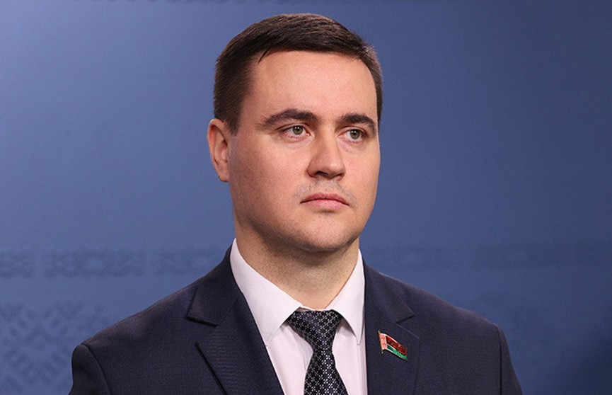 Министр образования Беларуси поделился информацией о статусе молодого специалиста