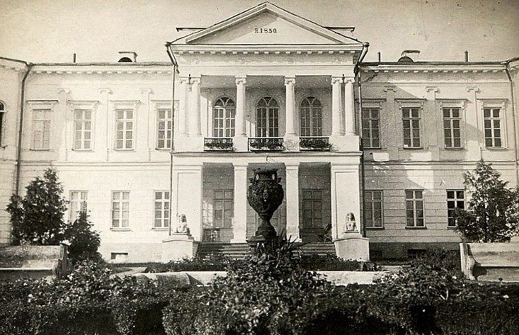 Наровлянский дворец Горваттов XIX века продан на бирже