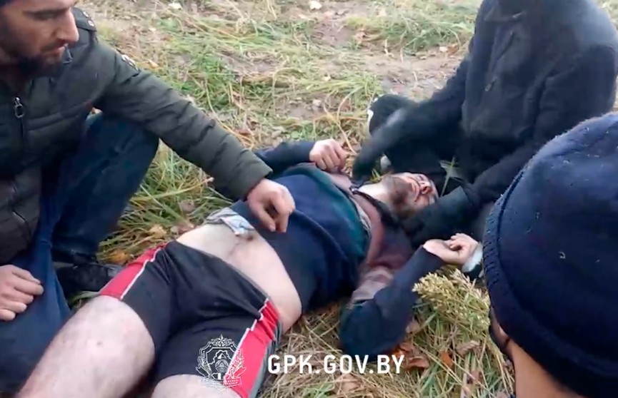ГПК: польские силовики выбросили группу беженцев, один человек был почти без одежды и в бессознательном состоянии