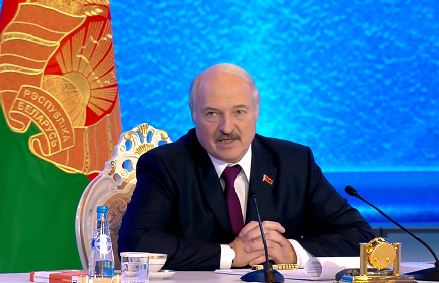 Лукашенко и Романчук: споры о налогах, экономике, приватизации и бизнесе