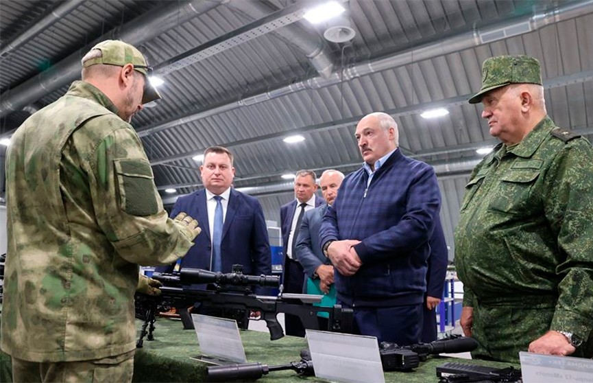 Лукашенко: Кто гарантирует, что мы не будем воевать?