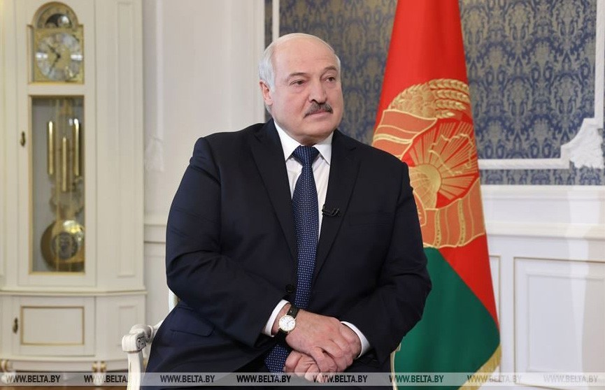 «Можете меня за это критиковать». Лукашенко рассказал, как связаны голод и диктатура