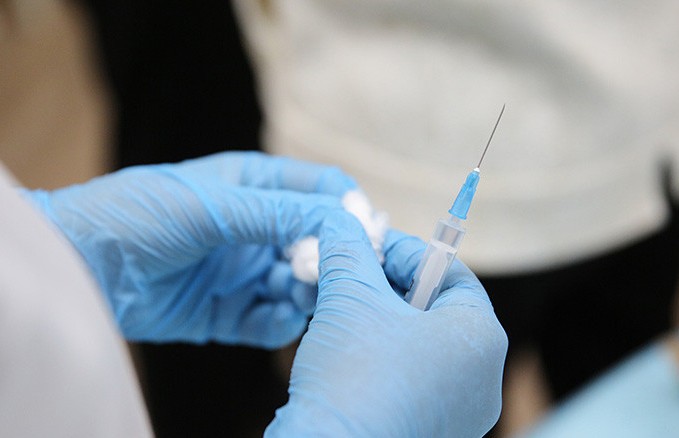 Первую опытно-промышленную партию белорусской вакцины от коронавируса получат в 2022 году