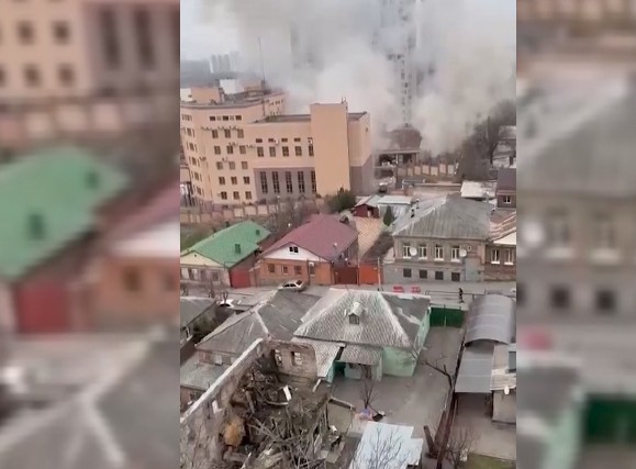 Стала известна предварительная причина пожара в здании ФСБ