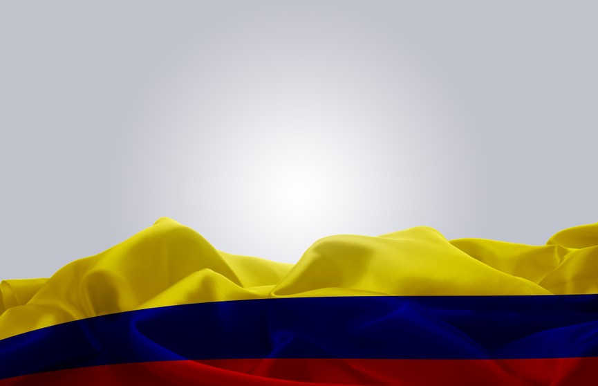 Неизвестные обстреляли вертолет президента Колумбии
