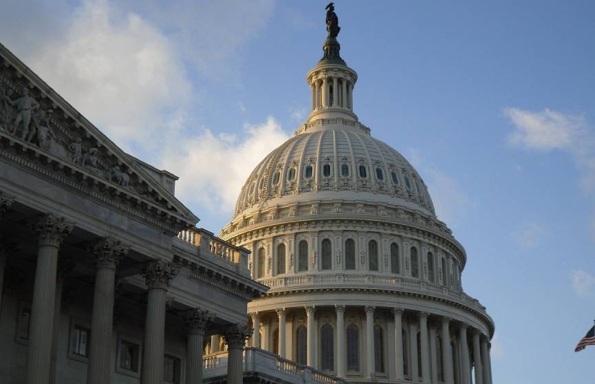 Конгрессвумен США обвинила Вашингтон в тупости из-за поддержки Киева