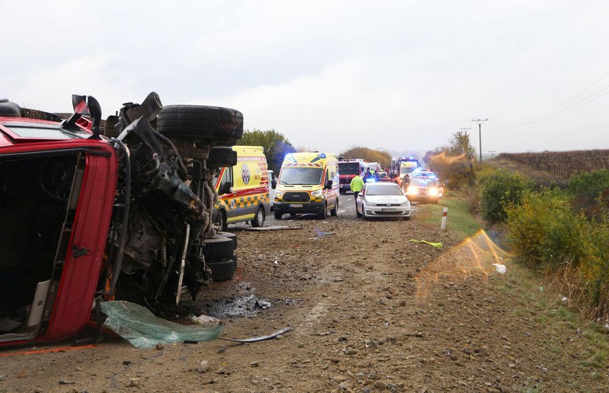 Смертельное ДТП в Словакии: автобус столкнулся с грузовиком, 13 человек погибли