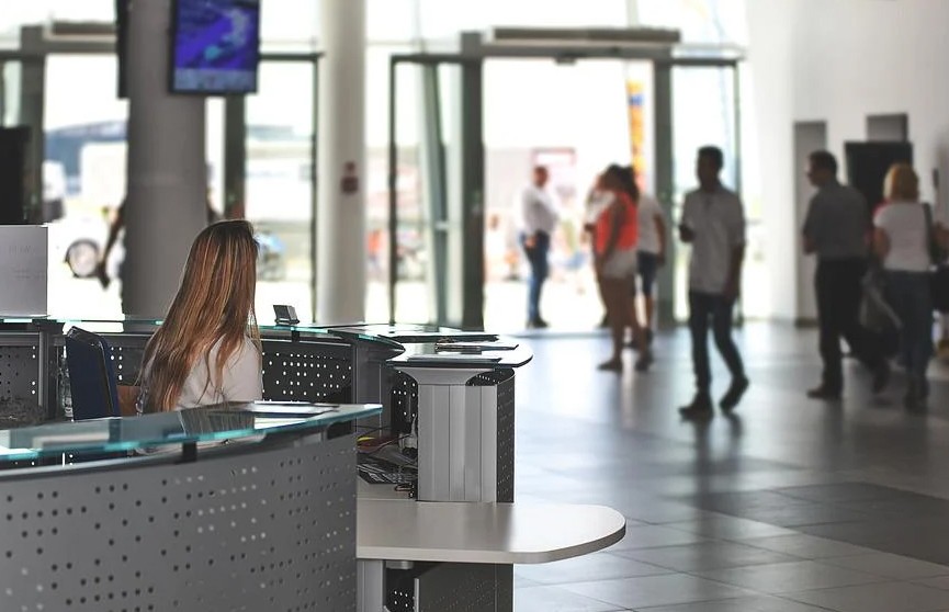 Попытку суицида в аэропорту Антальи совершил российский турист