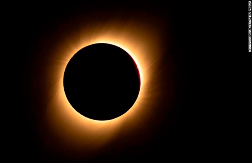 Кольцеобразное затмение Солнца увидят жители Земли 21 июня
