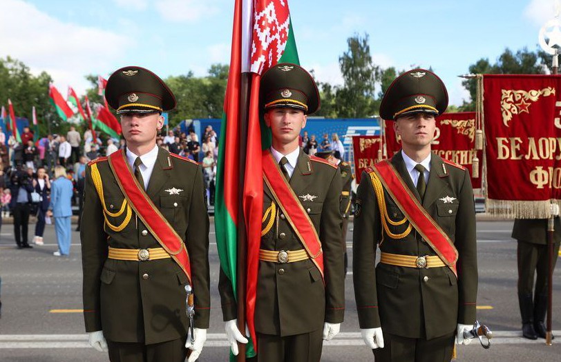 В Беларуси делается все, чтобы армия и народ были готовы защитить страну – А. Лукашенко
