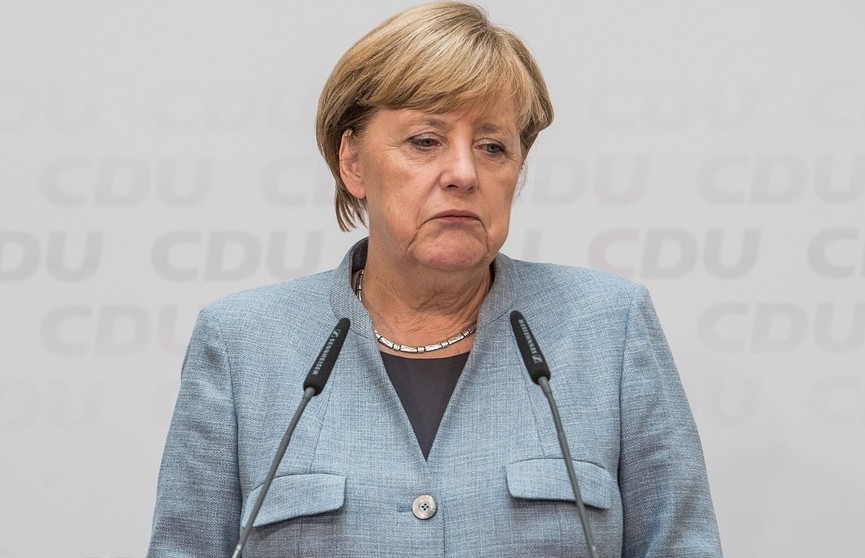 Кулеба потребовал от Запада не совершать ошибку Меркель