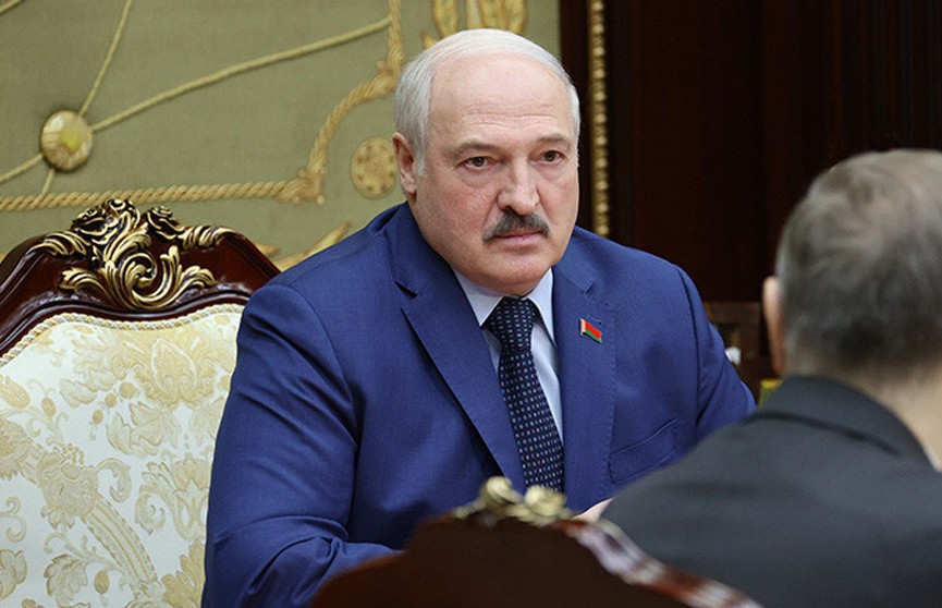 Лукашенко: Поляки закроют границу? И поедут через Донбасс, а там ребята резкие