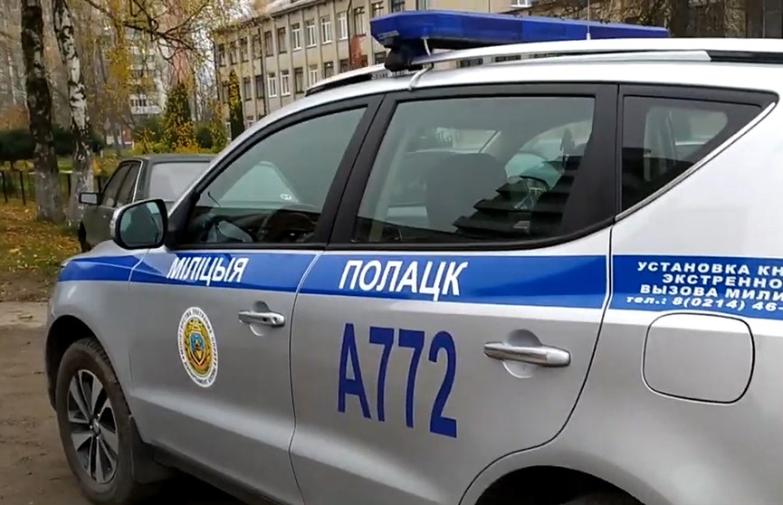 Стрельба в Полоцке: мишенью стала машина группы задержания отдела охраны