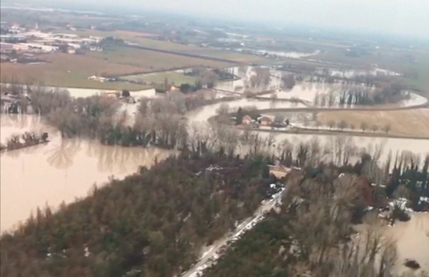 В Италии регион близ Болоньи уходит под воду