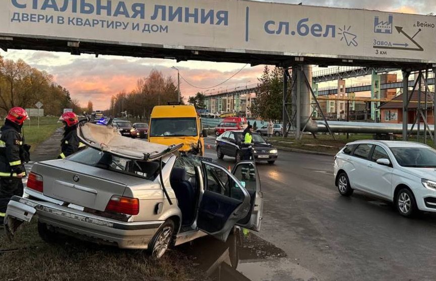 Два человека пострадали в результате столкновения Mercedes-Benz и BMW в Могилеве